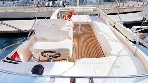 Luxury Yacht Rental in Dubai