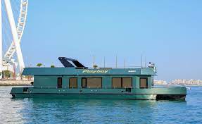 Outstanding 90ft Houseboat