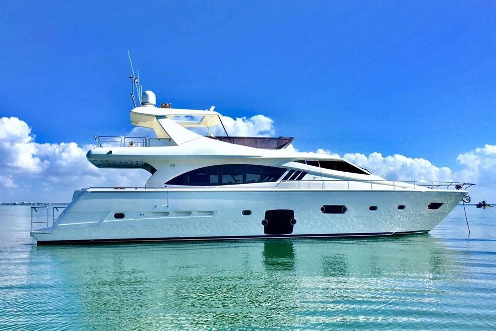 62 FT YACHT RECON