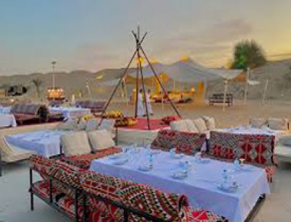 DINNER IN THE DESERT