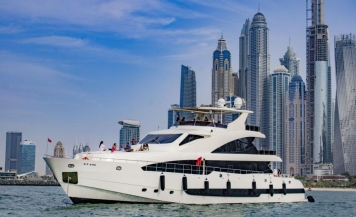 Luxury Super Yacht Experience Dubai