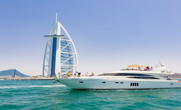 1 Hour Dubai Marina Tour